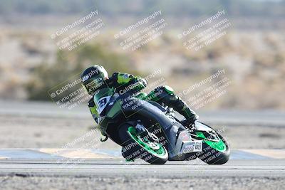 media/Dec-07-2025-CVMA (Sun) [[3e7d2de5dc]]/Race 12- Formula 40 MW and LW/